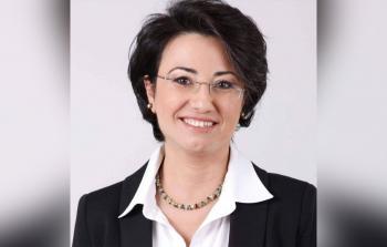 العضو العربي السابق في 