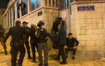 جانب من اعتقال الاحتلال لشبان في الأقصى - الأناضول