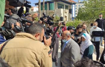 حماس تقدم أوراق اعتماد قائمتها لدى لجنة الانتخابات