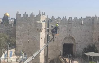 الاحتلال يركب كاميرات مراقبة جديدة في باب العامود