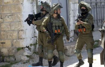 الاحتلال اعتقل المواطن على حاجز الجلمة