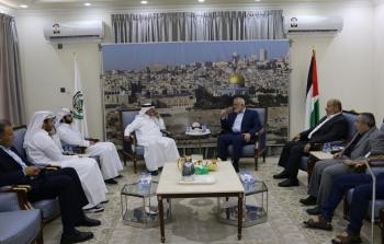 هنية خلال لقائه المسفر