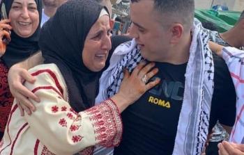 الأسير صالح بعد الإفراج عنه