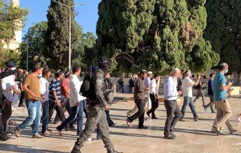 قوات الاحتلال اعتدت على المصلين