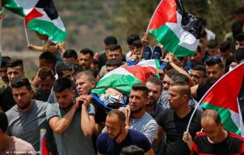 جانب من تشييع الشهيد الطفل محمد التميمي أمس