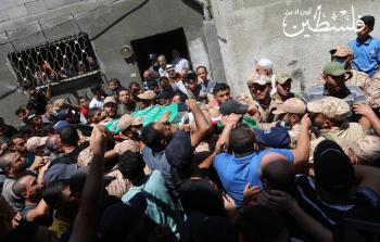 جانب من تشييع الشهيد أسامة ادعيج - تصوير/ رمضان الأغا