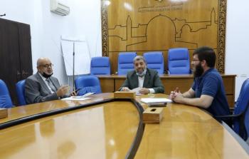 جانب من اجتماع لجنة القدس والأقصى في التشريعي