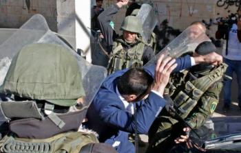 صورة أرشيفية لاعتداءات أجهزة السلطة على المواطنين بالضفة