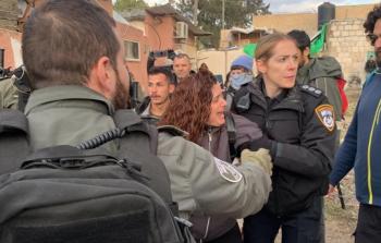 اعتقال متضامنين في الشيخ جراح