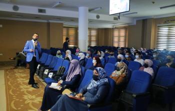 جانب من مبادرة سفراء حول العالم