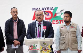 خلال مؤتمر صحفي مشترك عقده الائتلاف الحكومي الماليزي ووزارة الاشغال العامة