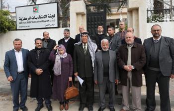 أعضاء حملة المناصرة للهيئة التأسيسية المطالبة باجراء انتخابات المجلس الوطني (تصوير: محمود أبو حصيرة)