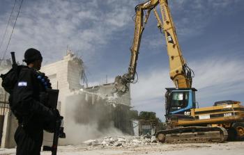 جرافات الاحتلال تهدم منزلا في القدس (أرشيف)