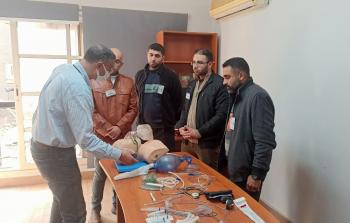 جانب من تدريب الأطباء في أوروبا لزملاءهم في غزة