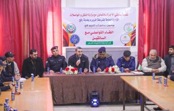 جانب من لقاء وزارة النقل والمواصلات مع سائقي الأجرة