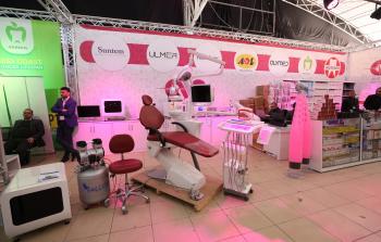 جانب من معرض معدات طب الأسنان (تصوير: رمضان الأغا)