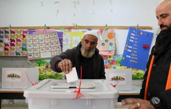 فتح فقدت بلديات كبرى في الانتخابات المجتزأة بالضفة