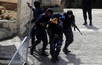 عناصر من أجهزة أمن السلطة