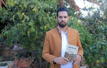 الكاتب تامر زغاري