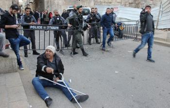 النشطاء يتضامنون مع أهالي الشيخ جراح على الرغم من تهديدات الاحتلال (صورة أرشيفية)