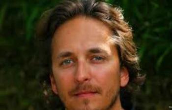 صورة متداولة للصحفي الأميركي القتيل