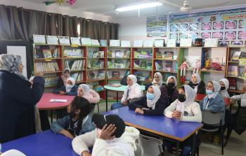 جانب من إطلاق بلدية خان يونس لبرنامج التوعية والإرشاد المدرسي