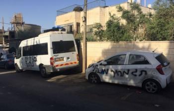 مستوطنون يعطبون إطارات مركبات في الداخل   (أرشيف)