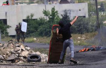 من المواجهات مع قوات الاحتلال في بلدة كفر قدوم قضاء قلقيلية