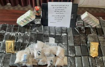 جانب من المخدرات المضبوطة