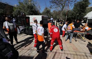 لحظة نقل إصابات من داخل المسجد الأقصى