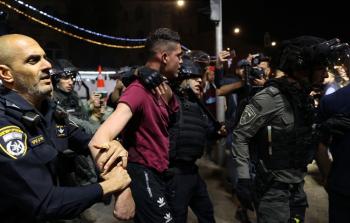 جانب من اعتداءات قوات الاحتلال على المقدسيين في باب العامود