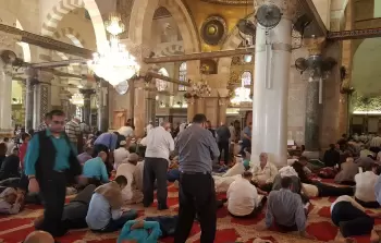 معتكفون داخل المسجد الأقصى (أرشيف)