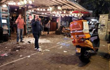 من مكان عملية إطلاق النار في (تل أبيب)