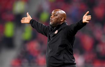 بيتسو موسيماني المدير الفني للأهلي