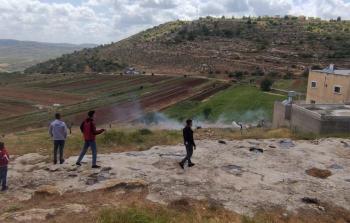 بالصور| جانب من المواجهات بين الشبان وقوات الاحتلال في قرية قريوت جنوب نابلس