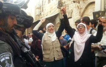 نجحت المرابطات في التصدي لاقتحامات الاحتلال والمستوطنين للمسجد الأقصى المبارك