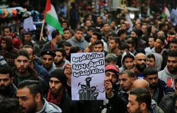 مشهد من اعتصامات سابقة جرت لحراك واسع في الضفة يطالب بالعدالة
