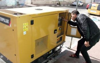 مولدات الكهرباء التجارية منتشرة في محافظات القطاع