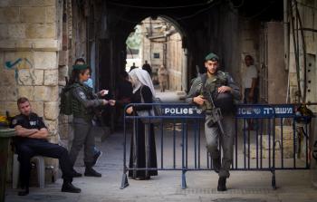 جنود للاحتلال في إحدى المداخل المؤدية للمسجد الأقصى