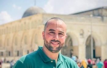 المعتقل السياسي أيمن أبو عرام