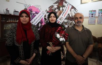 إخلاص عاشور - تصوير محمود أبو حصيرة