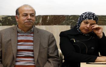والدة ووالد الشهيد الطفل محمد أبو خضير
