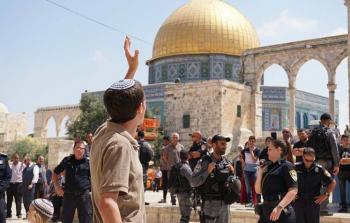 مستوطنون يقتحمون الأقصى بحماسة شرطة الاحتلال (أرشيفية)
