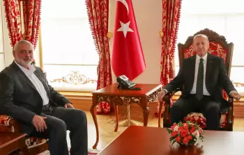 أردوغان وهنية في لقاء سابق - أرشيف