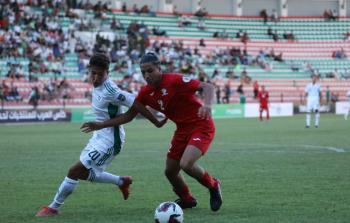 من مباراة الجزائر وفلسطين