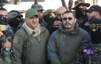 قائد المنطقة الجنوبية في سرايا القدس الشهيد خالد منصور وإلى جانبه قائد السرايا في شمال القطاع الشهيد تيسير الجعبري