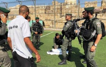 جانب من اقتحام قوات الاحتلال لأحد الأندية الرياضية.jpg