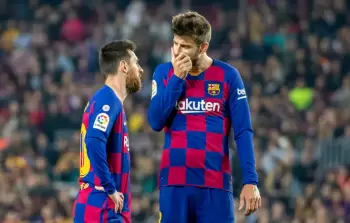 بيكيه وميسى