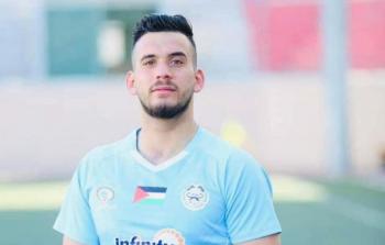 الاحتلال يُفرج عن لاعب كرة القدم بالضفة الغربية