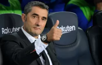 الأنظار على فالفيردي في مباراة برشلونة وأتلتيك بيلباو